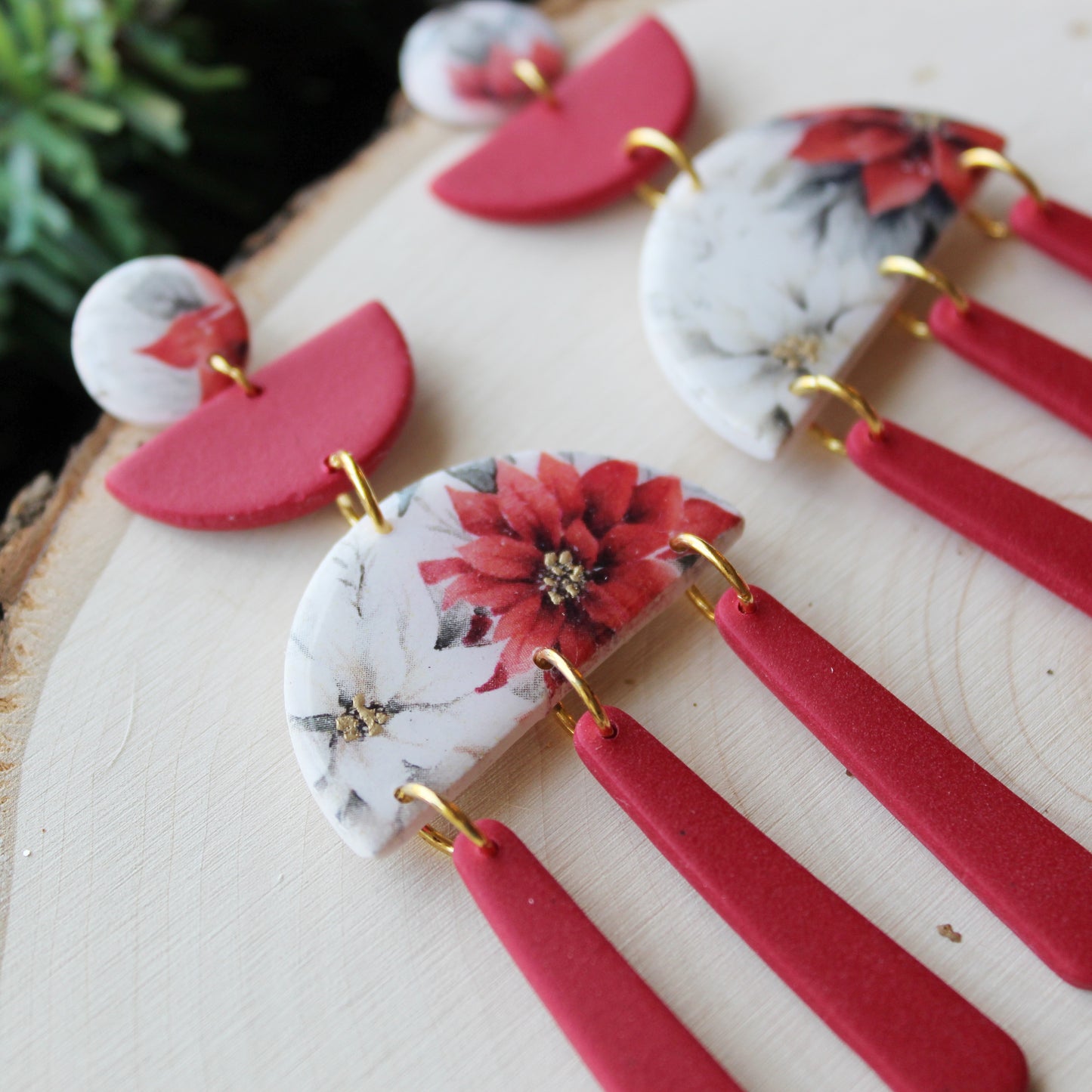 White/Red Foliage
