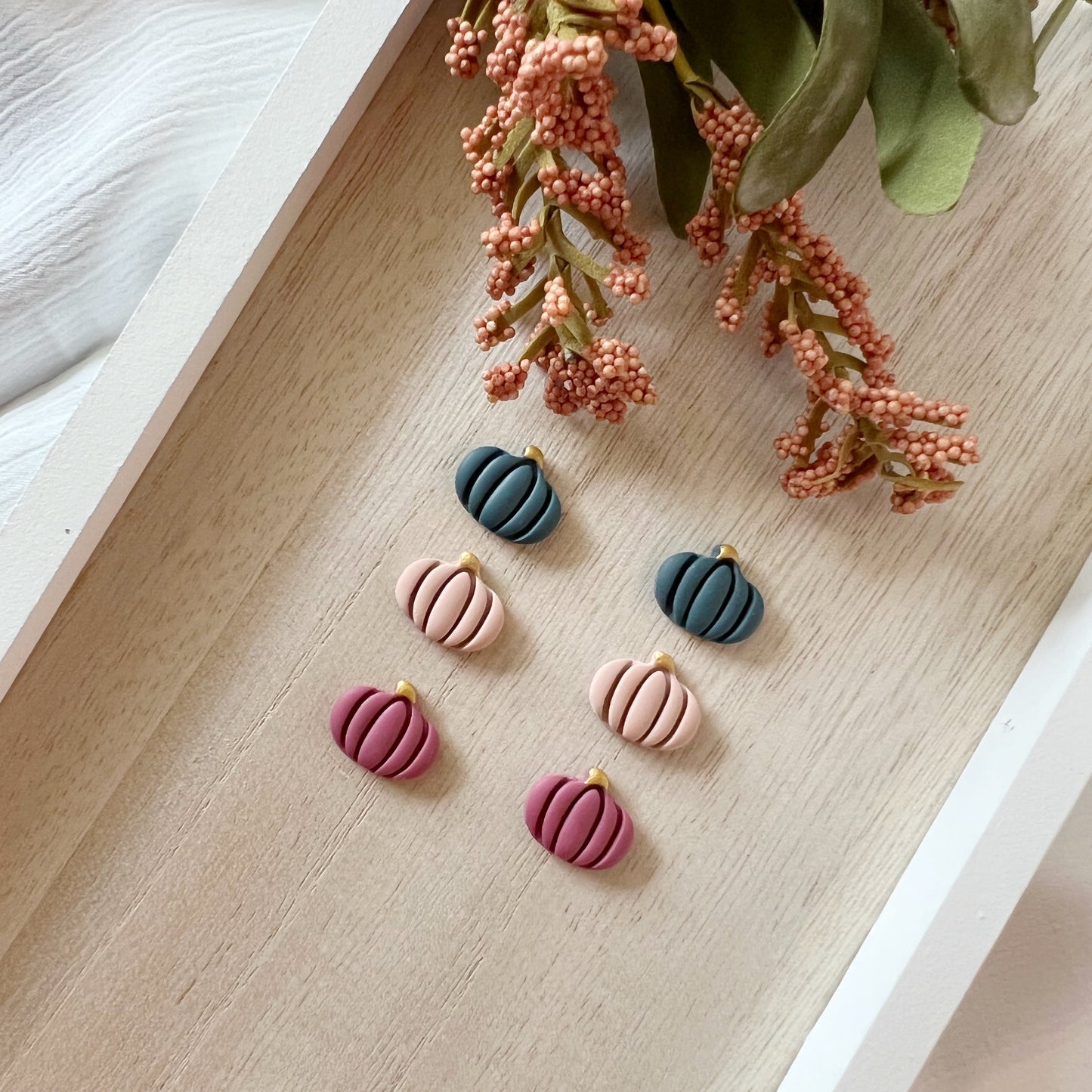 Elegant Pumpkin Stud Pack