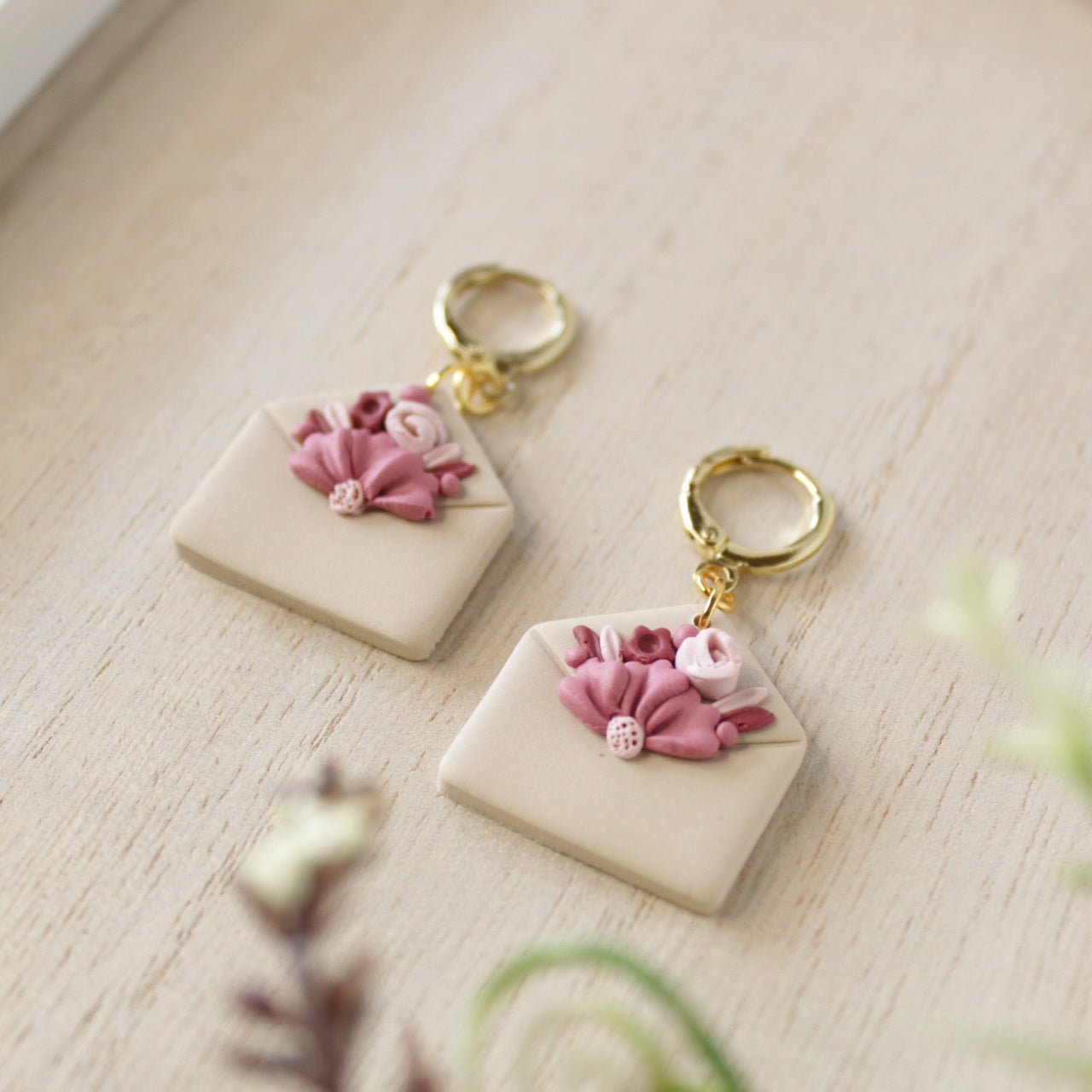 Floral Envelopes - Beige